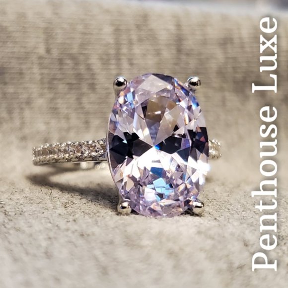 Oval Cut Sterling Silver Ring - Picture 3 of 4